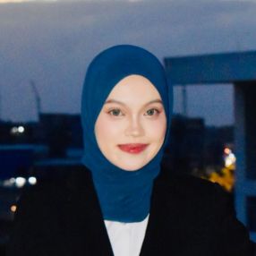 NUR, Babysitter in Bintulu