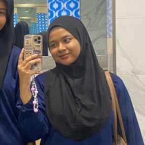 Zahirah, Babysitter in Kuantan