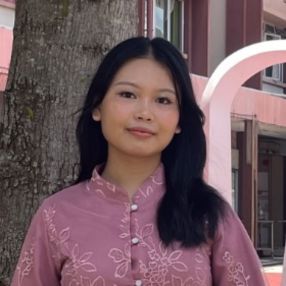 Christine, Babysitter in Sandakan