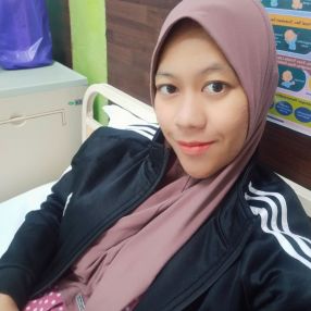 Nurul iqma, Babysitter in Lunas