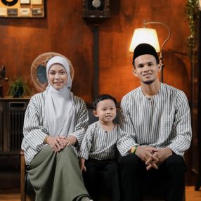 Amira, Keluarga di Pasir Gudang