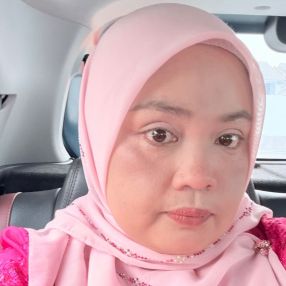 Jusnira, Babysitter in Ulu Tiram