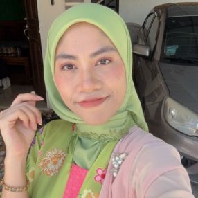 Amirah, Babysitter in Petaling Jaya
