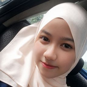 Arina, Babysitter in Bestari Jaya