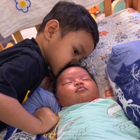 Azatul, Family in Subang Jaya