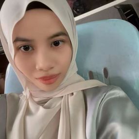 Alia, Pengasuh di Sungai Jawi