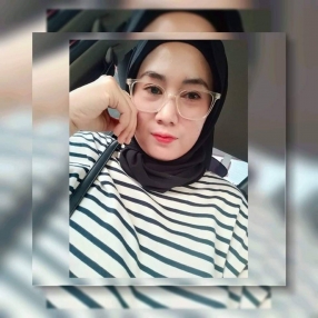 Rozita, Pengasuh di Parit Sulong
