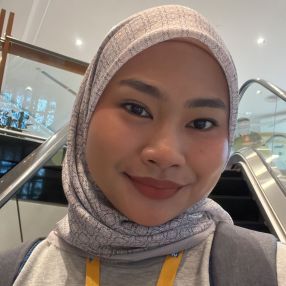 Najwa, Pengasuh di Rembau
