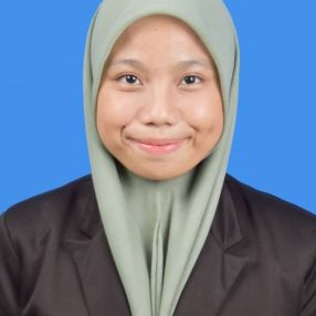 Rasyiqah, Pengasuh di Labuan