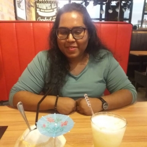 GAYATHREE, Pengasuh di Pelabuhan Klang