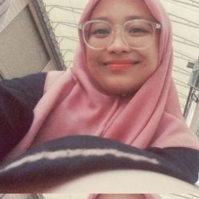 Nurinazulaikha, Pengasuh di Senai