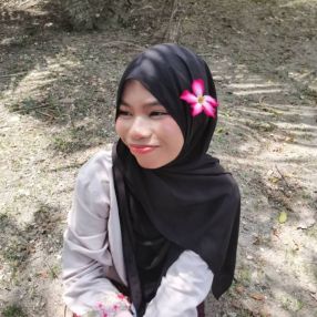 Nurul ain, Pengasuh di Pelabuhan Klang