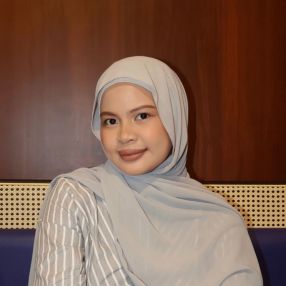 Nurfatin, Babysitter in Sandakan