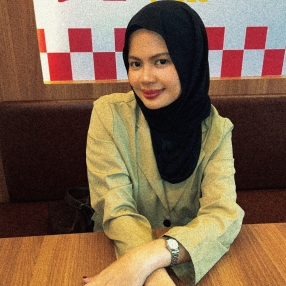 Nurfatin, Babysitter in Tawau