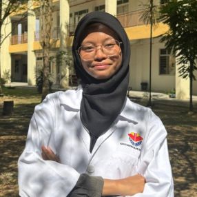 PUTRI NOR SHAHMIMI AINA, Pengasuh di Tanjung Karang