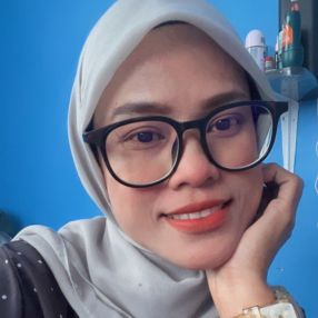 Nornadirah, Babysitter in Parit Sulong