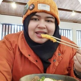 Azyan, Babysitter in Kuala Lumpur