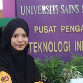 Wan, Keluarga di Putrajaya