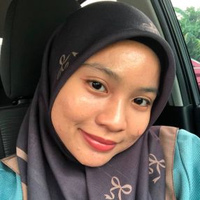 Nurul, Babysitter in Sandakan