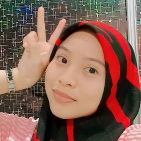 Nurul, Babysitter in Sandakan