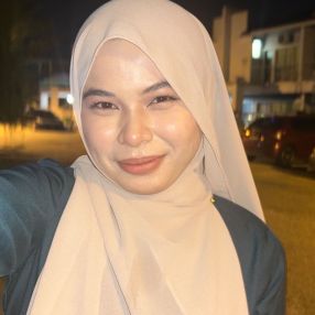 Siti, Babysitter in Pekan