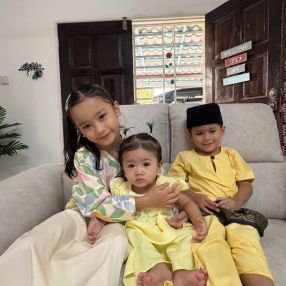 Cerasyahirah, Family in Pasir Gudang