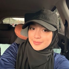 Natikah, Babysitter in Dengkil