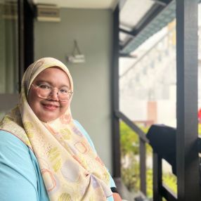Nurul, Pengasuh di Tasek Gelugor