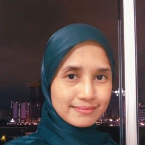 Iza, Babysitter in Kuala Lumpur