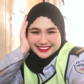 Airah, Babysitter in Tuaran