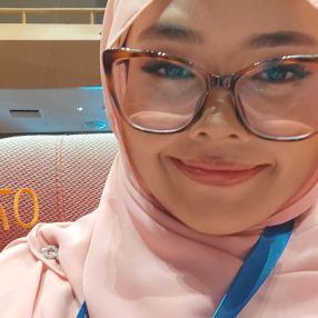 Hana, Pengasuh di Johor Bahru
