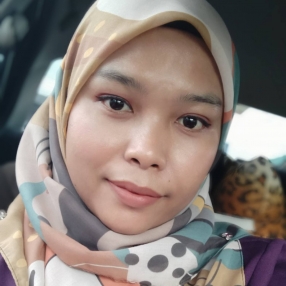 Shuhada, Babysitter in Simpang Ampat