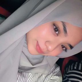 Hawa, Pengasuh di Telok Panglima Garang