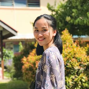 Ennely, Pengasuh di Tanjong Malim