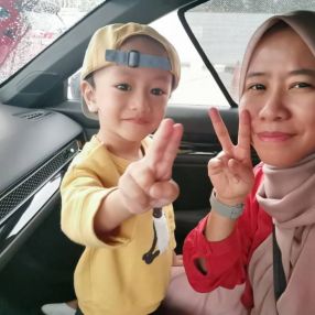 Sitirazana, Keluarga di Shah Alam