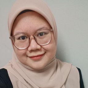 Raja Nurain, Babysitter in Puchong