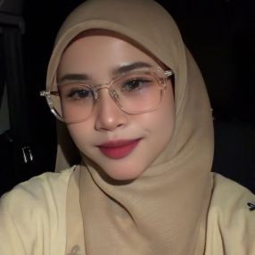 Sharifah Nor, Pengasuh di Sepang