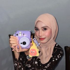 Yasmin Syazwina, Pengasuh di Bukit Payong