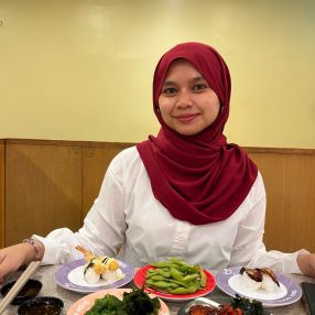Nahdiyah, Babysitter in Segamat