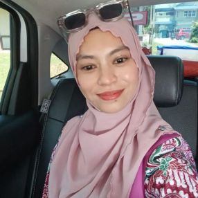 Nurul, Pengasuh di Simpang Ampat