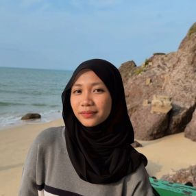 Zulaikhah, Babysitter in Kota Bharu