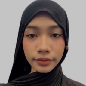 Nurul, Babysitter in George Town