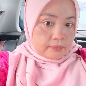 Puan, Pengasuh di Ulu Tiram