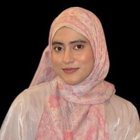 Jayn, Pengasuh di Bayan Lepas