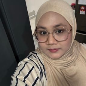 Siti Aisyah, Pengasuh di Petaling Jaya