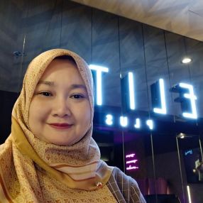 Norulfadillah, Pengasuh di Sungai Buloh