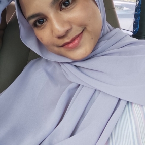 Fatihah, Babysitter in Lumut