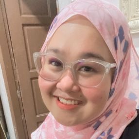 Farah Najihah, Pengasuh di Kota Tinggi