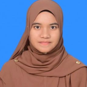 Nur, Pengasuh di Kepala Batas