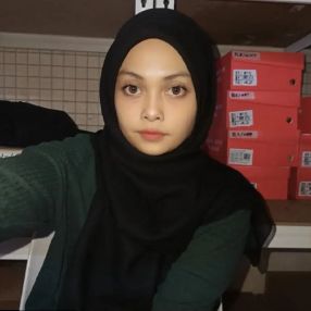 Ai, Pengasuh di Kota Tinggi
